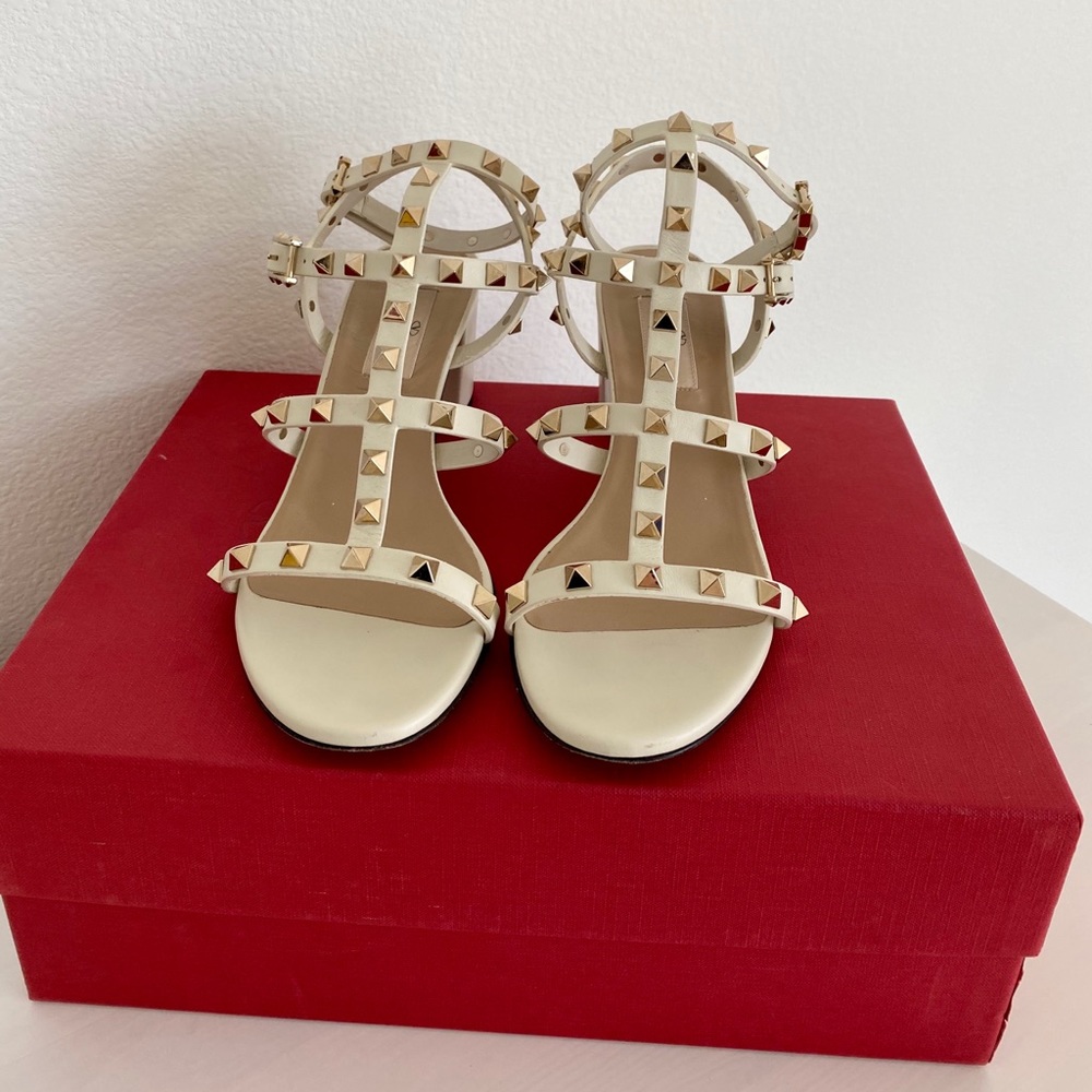 SOLD! Valentino Garavani Rockstud strap sandal